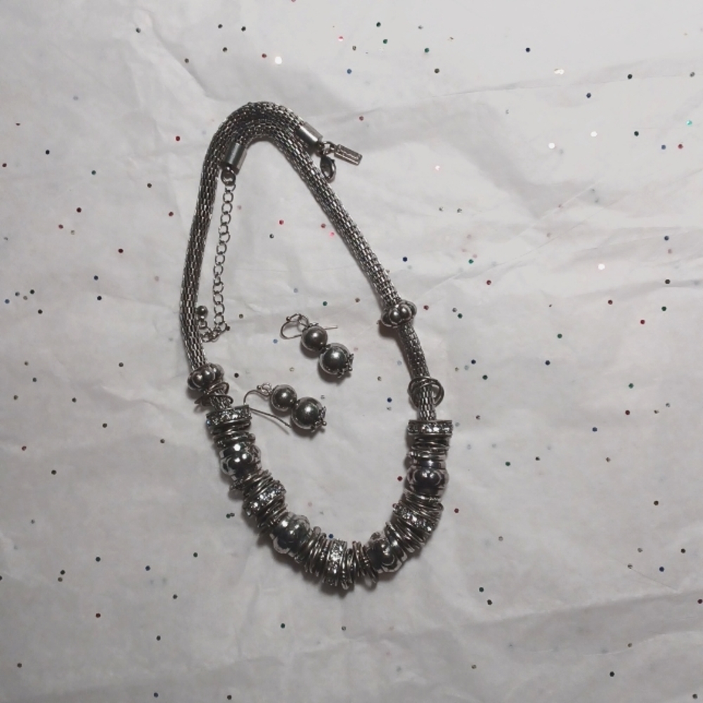 Silver Necklace and earrings Price Already Discount....